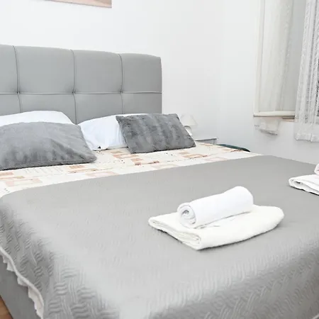 Andrea Appartement *