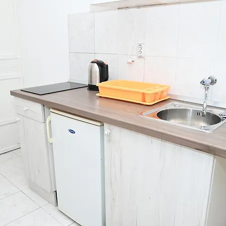 Andrea Appartement *